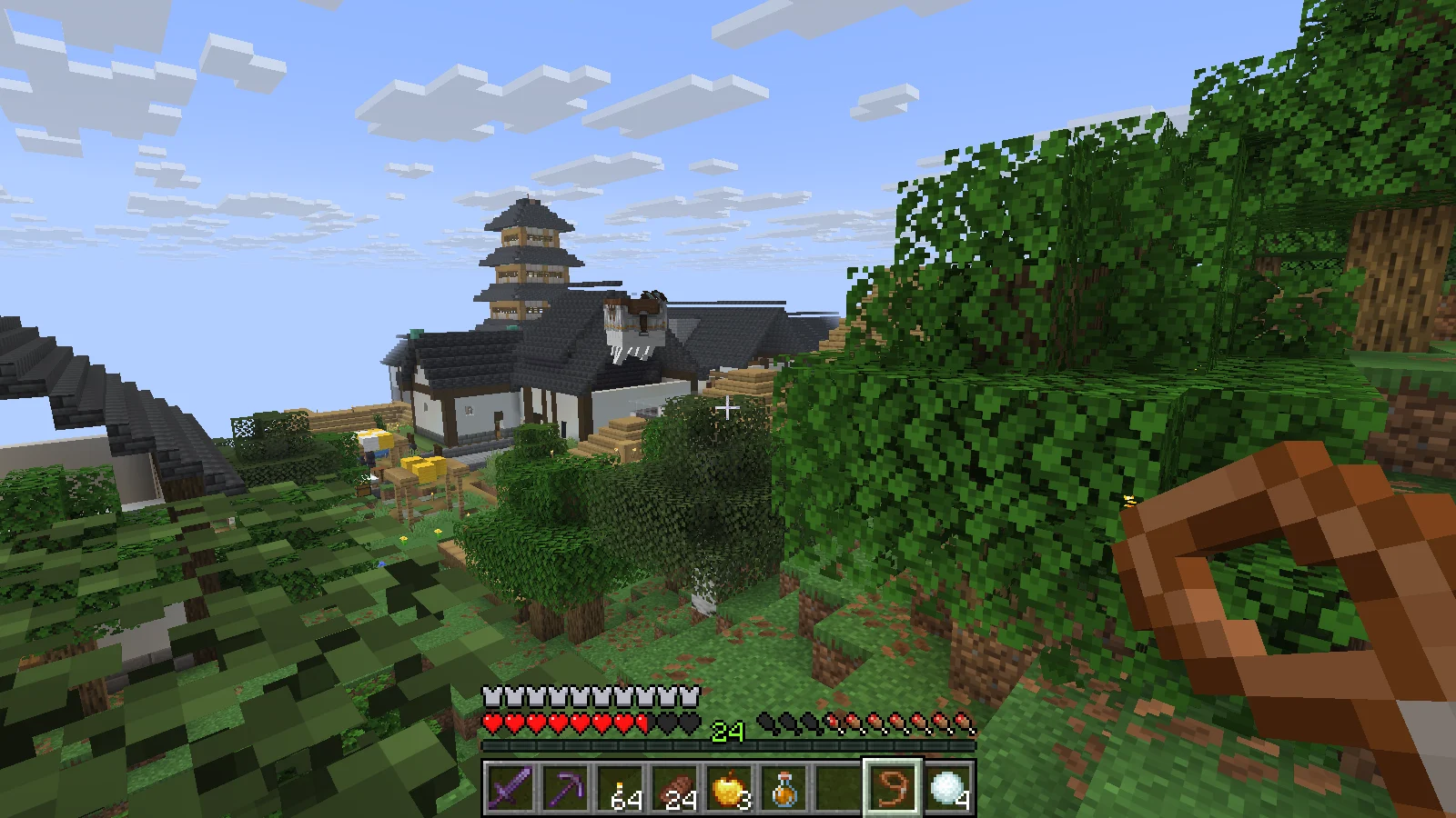 Looking toward the castle town through the trees from the mountaintop before construction Looking toward the castle town through the trees from the mountaintop before construction
