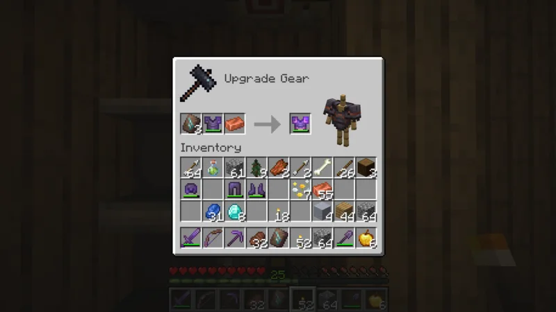 A smithing table preview of warm copper Raiser trim on netherite armor